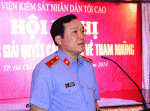 Đồng chí Nguyễn Hòa Bình, Ủy viên Trung ương Đảng, Viện trưởng Viện kiểm sát nhân dân tối cao phát biểu chỉ đạo tại hội nghị