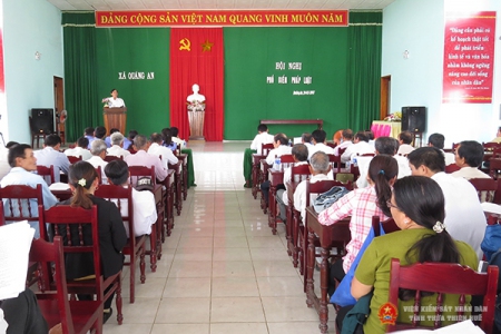 Một buổi phổ biến tuyên truyền pháp luật tại xã Quảng An, huyện Quảng Điền của Câu lạc bộ truyền thống pháp luật - Chi hội luật gia Viện KSND tỉnh Thừa Thiên Huế