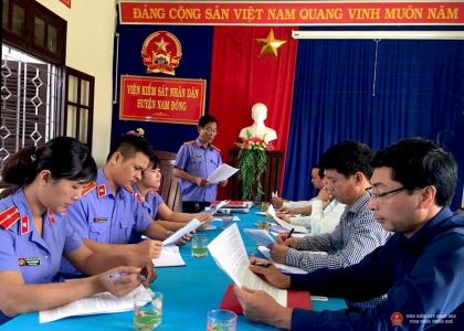 Buổi kiểm tra công tác thực hiện cải cách tư pháp tại VKSND huyện Nam Đông