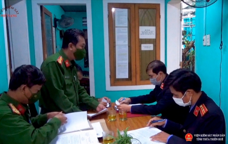 VKSND huyện Phú Vang: Kiểm sát trực tiếp Nhà tạm giữ Công an huyện Phú Vang