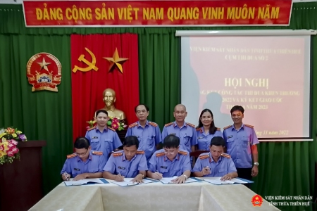 Cụm thi đua số 2 của Viện kiểm sát nhân dân tỉnh Thừa Thiên Huế ký kết giao ước thi đua năm 2023 