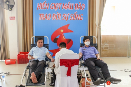 Công chức VKSND tỉnh Thừa Thiên Huế tham gia hiến máu tình nguyện “Hiến giọt máu đào, trao đời sự sống”