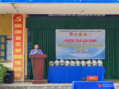 Chi đoàn Viện – Tòa thị xã Hương Trà tích cực tuyên truyền pháp luật hưởng ứng các ngày lễ lớn 