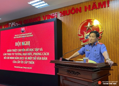 Đồng chí Hồ Thanh Hải quán triệt các nội dung tại hội nghị