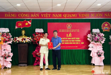 VKSND thành phố Huế công bố và trao Quyết định điều động, bổ nhiệm Viện trưởng VKSND khu vực 2 - Huế