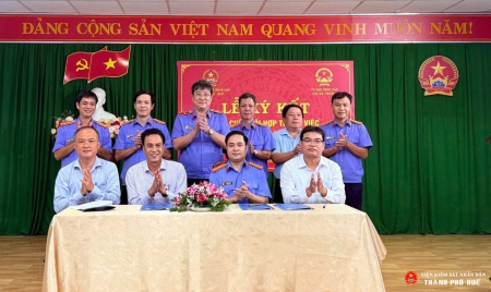 VKSND khu vực 2 - Huế ký kết Quy chế phối hợp với UBND 07 xã, phường trên địa bàn