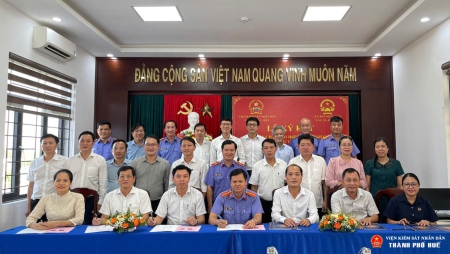 Viện kiểm sát nhân dân khu vực 3 - Huế tổ chức Lễ ký kết Quy chế phối hợp với 12 xã, phường