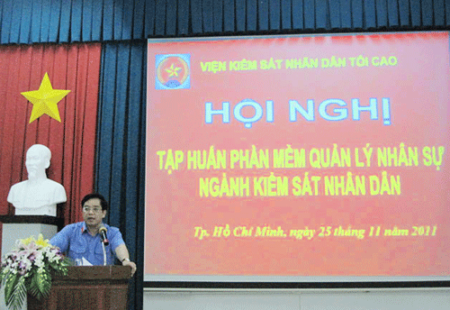 Đồng chí Hoàng Nghĩa Mai, Phó Viện trưởng Thường trực Viện kiểm sát nhân dân tối cao phát biểu chỉ đạo hội nghị
