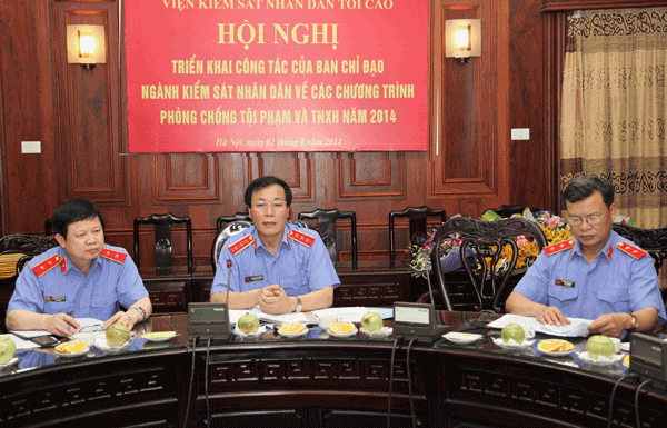 Đồng chí Nguyễn Hải Phong, Phó Viện trưởng VKSND tối cao phát biểu tại hội nghị