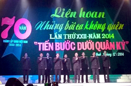 VKSND Thành phố Huế tham dự Liên hoan ca nhạc “Những bài ca không quên” lần thứ 22 năm 2014