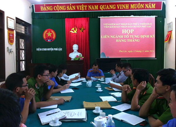 VKSND huyện Phú Lộc duy trì họp liên ngành tố tụng định kỳ hàng tháng