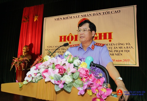 Đồng chí Trần Công Phàn, Phó Viện trưởng VKSNDTC phát biểu tại Hội nghị