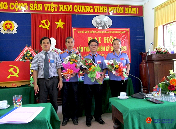 Chi ủy Viện kiểm sát nhân dân huyện Phú Vang khóa VI nhiệm kỳ 2015-2020 ra mắt Đại hội