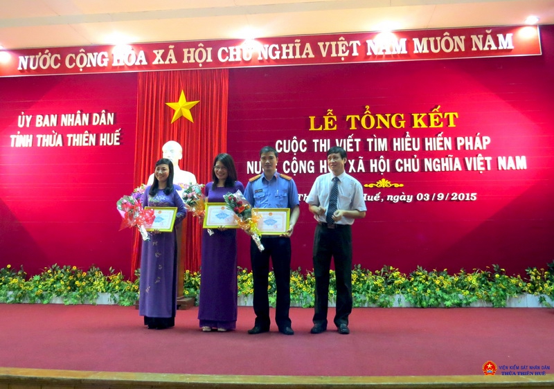 Đồng chí Nguyễn Ngọc Minh – Kiểm sát viên VKSND huyện Phú Lộc đạt giải nhì cá nhân toàn tỉnh