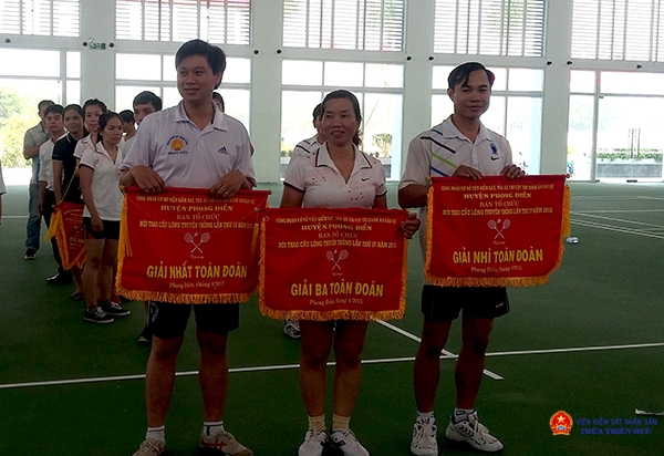 VKSND huyện Phong Điền giành giải nhất toàn đoàn tại Hội thao cầu lông truyền thống liên ngành tư pháp huyện lần thứ IV