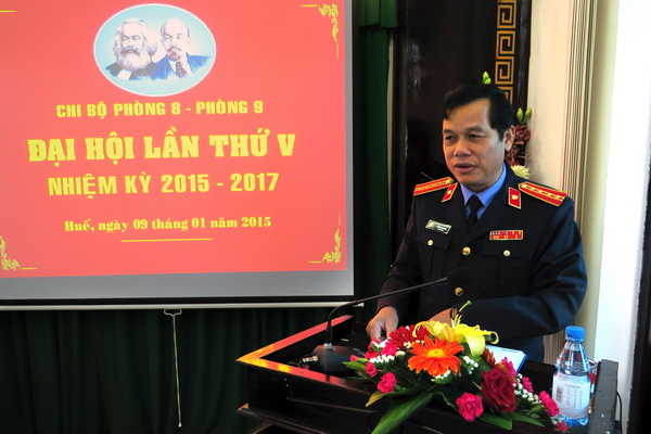 Đồng chí Trần Đại Quang - Tỉnh uỷ viên - Bí thư Đảng uỷ VKSND tỉnh phát biểu chỉ đạo tại Đại hội Chi bộ Thống kê tội phạm - CNTT và Tổ chức cán bộ.