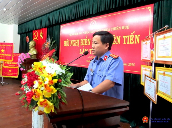 Đồng chí Hồ Thanh Hải - Trưởng phòng 1A trình bày tham luận tại Hội nghị điển hình tiên tiến lần III giai đoạn 2010 - 2015