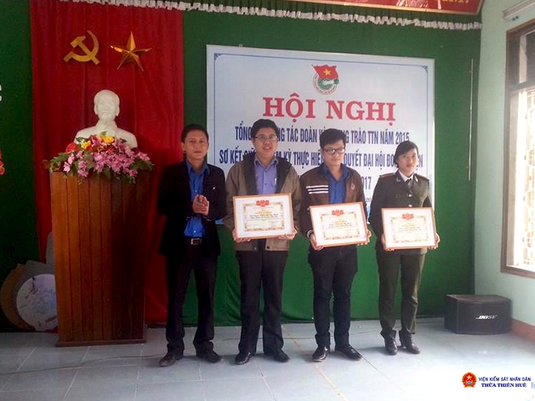 Chi đoàn VKSND huyện Phú Lộc được tuyên dương khen thưởng tại Hội nghị tổng kết