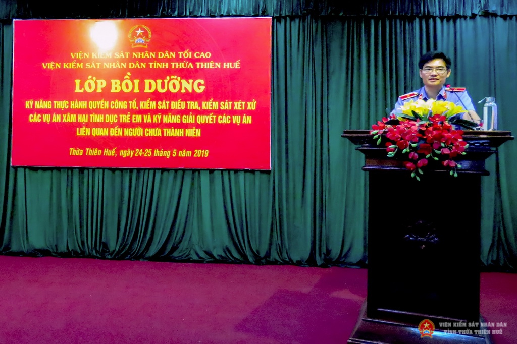 Đồng chí Nguyễn Thanh Hải – Bí thư Ban cán sự Đảng, Viện trưởng VKSND tỉnh Thừa Thiên Huế khai mạc lớp bồi dưỡng