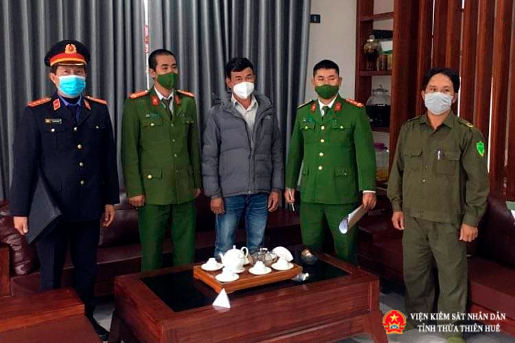 Công bố bệnh bắt bị can để tạm giam đối với Nguyễn Quang Bền, giám đốc DNTN Quang Đức