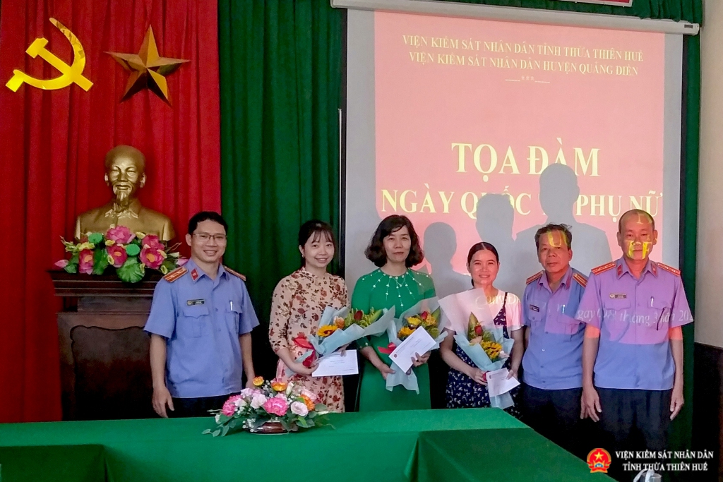 Viện KSND huyện Quảng Điền tọa đàm, gặp mặt nhân ngày Quốc tế phụ nữ.