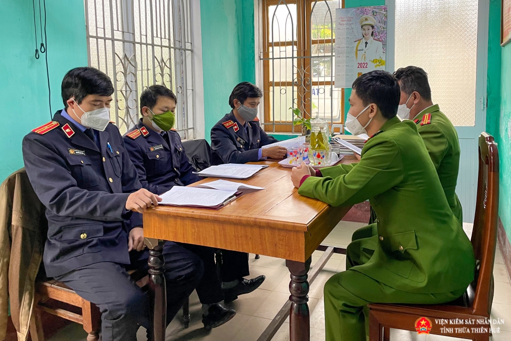 Kiểm sát trực tiếp Nhà tạm giữ Công an huyện Phú Vang Quý 1 năm 2022
