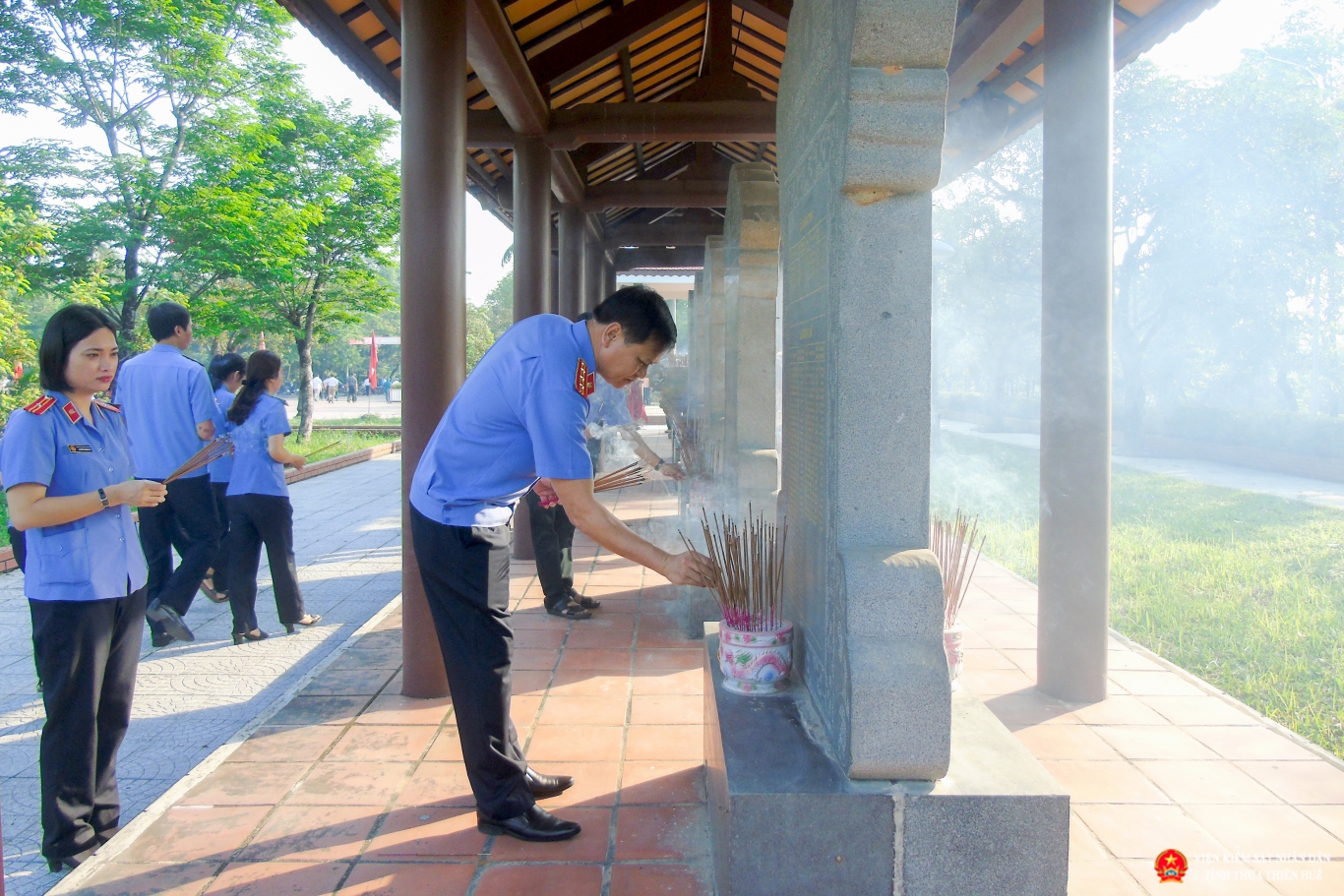 Hương Trà: Lễ dâng hoa và dâng hương tưởng niệm các anh hùng liệt sĩ