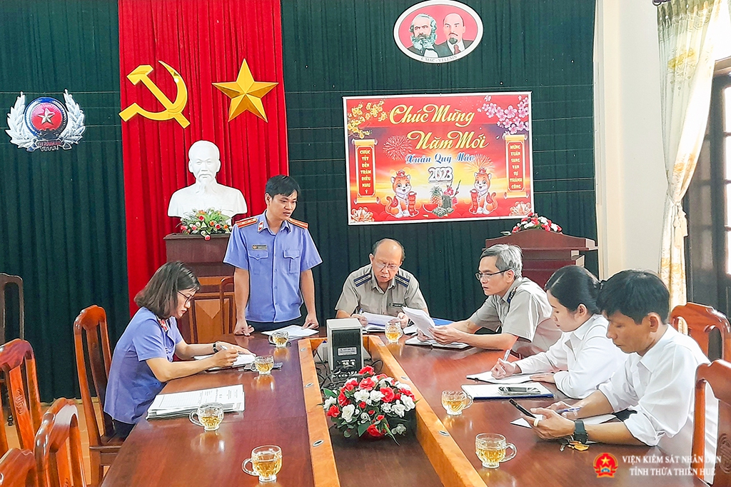 VKSND huyện Phong Điền kiểm sát trực tiếp tại Chi cục Thi hành án dân sự