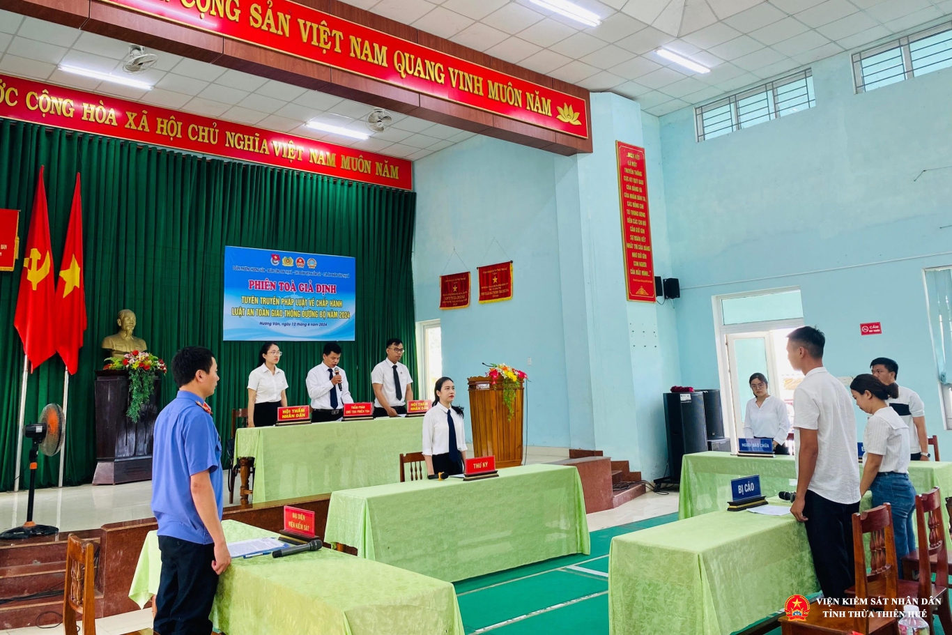 VKSND thị xã Hương Trà tuyên truyền pháp luật cho đoàn viên sinh hoạt tại địa phương 