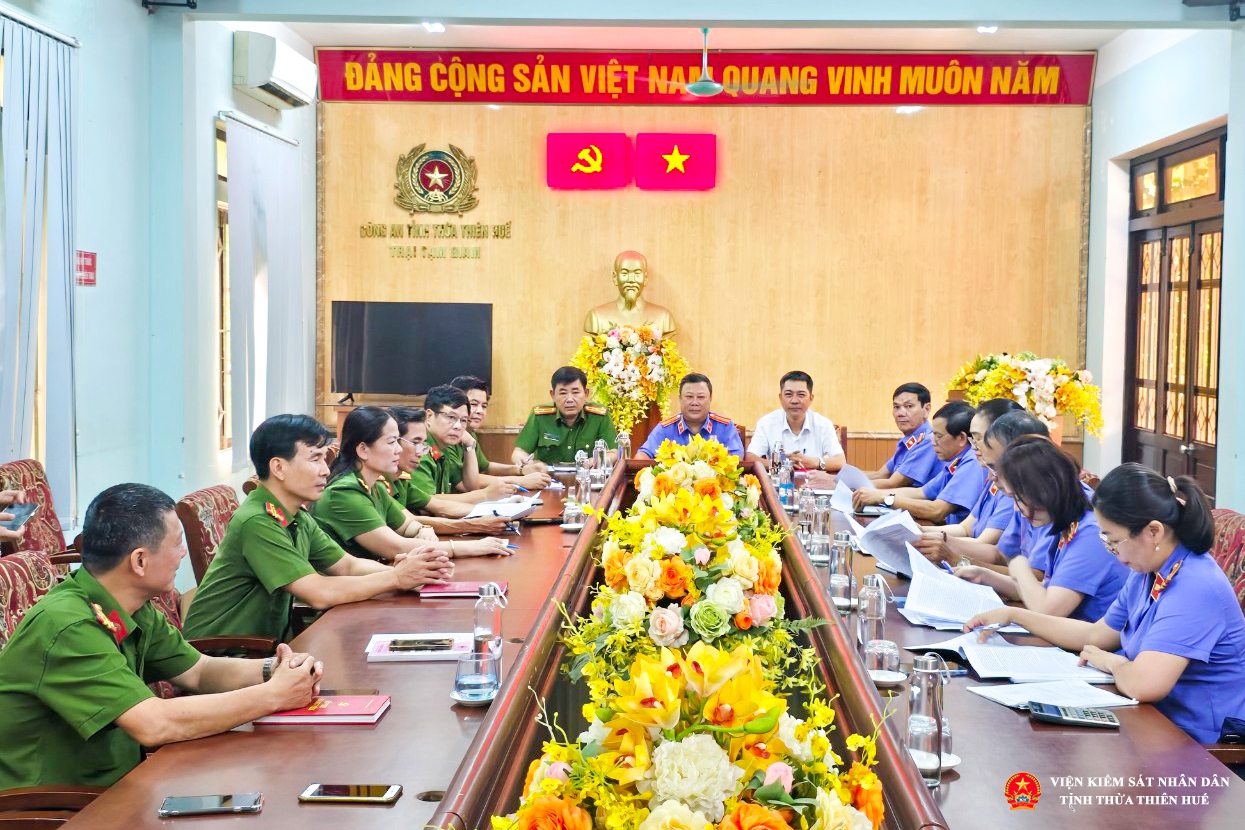 Viện kiểm sát nhân dân tỉnh Thừa Thiên Huế trực tiếp kiểm sát tại Trại tạm giam Công an tỉnh 