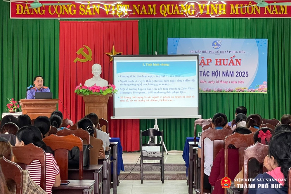 Tuyên truyền phòng ngừa vi phạm, tội phạm liên quan đến phụ nữ tham gia đánh bạc, tổ chức đánh bạc dưới hình thức lô đề.