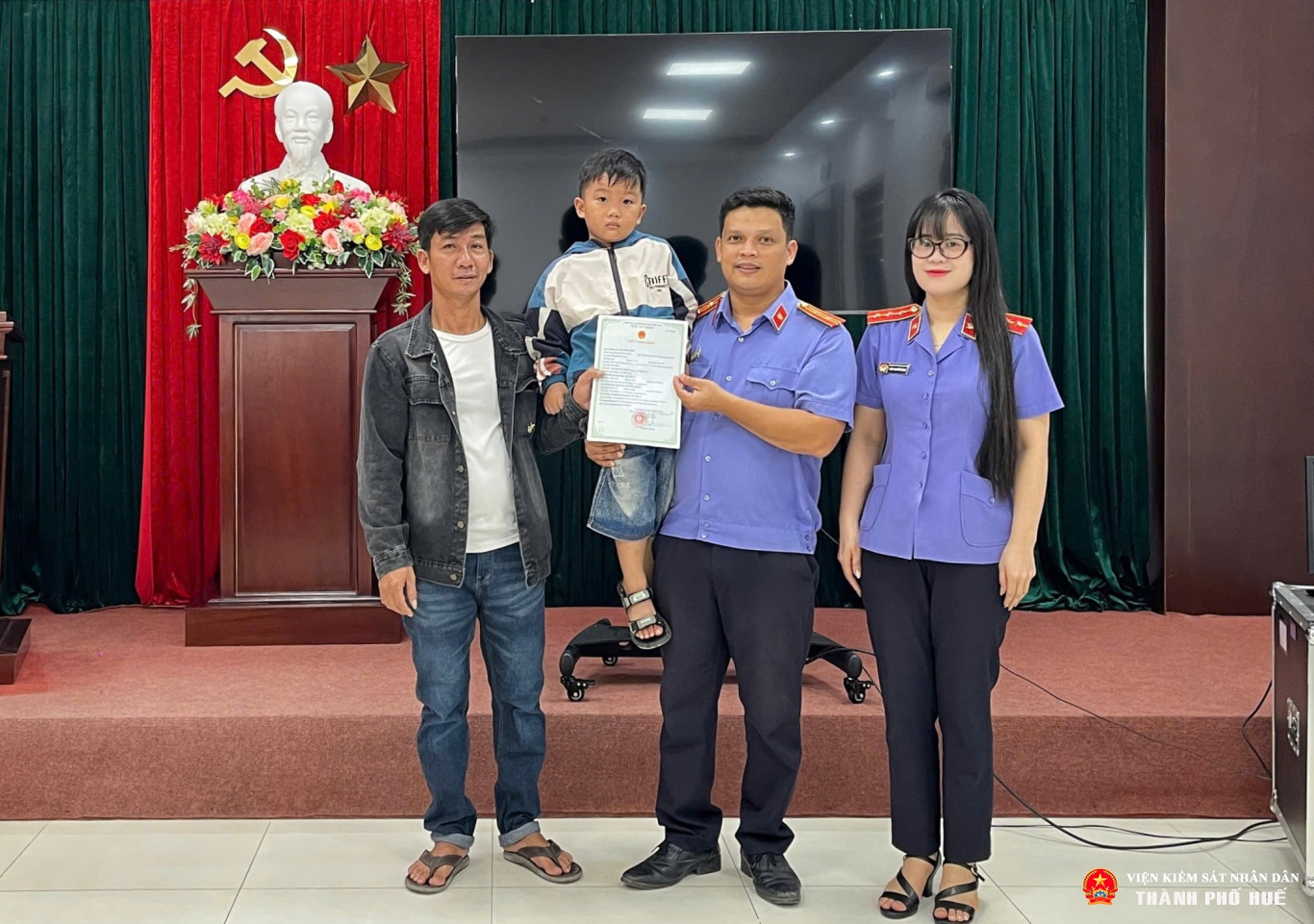 Viện kiểm sát nhân dân khu vực 3 – Huế: Tìm lại “Quyền khai sinh” cho trẻ