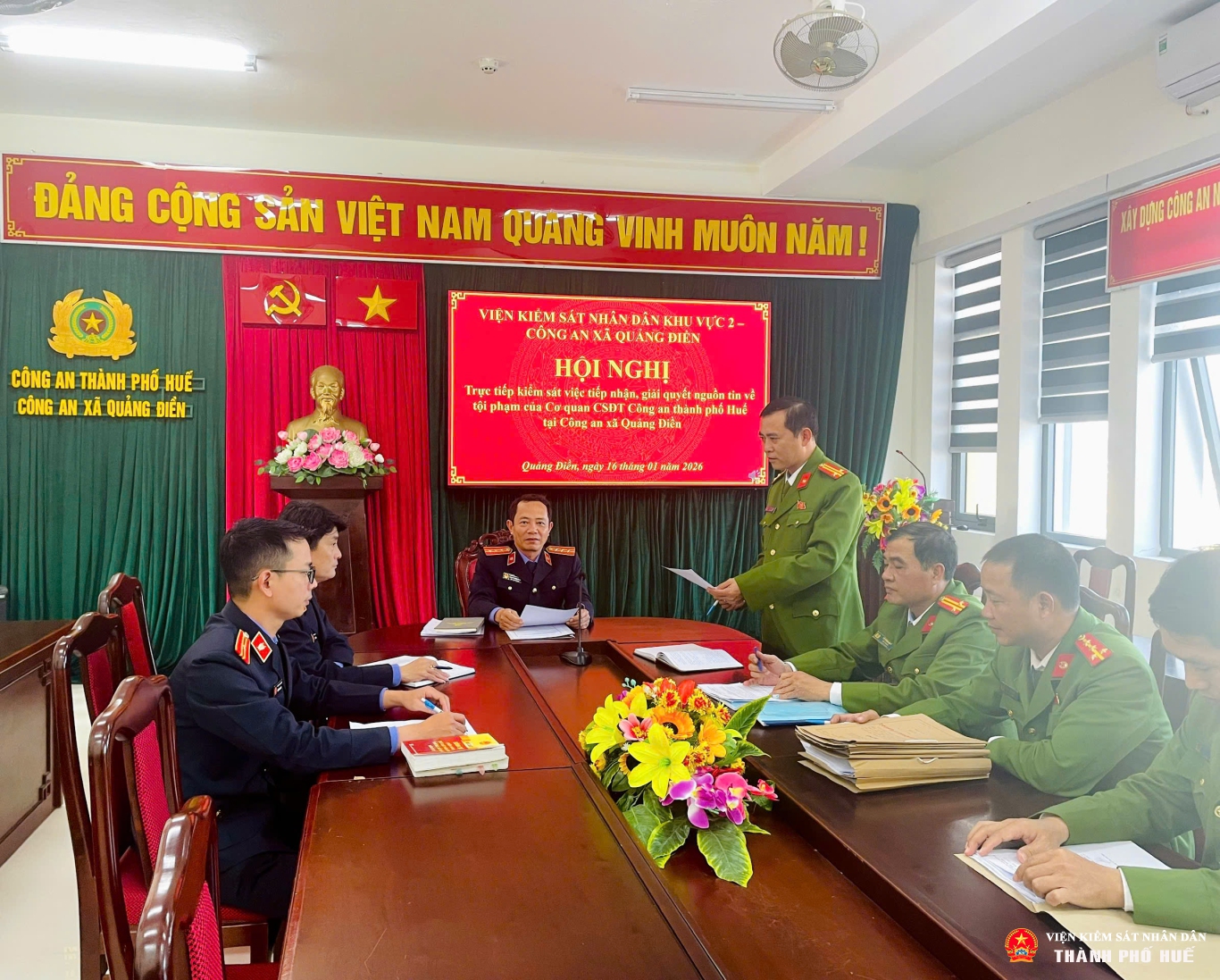 Viện kiểm sát nhân dân khu vực 2 – Huế trực tiếp kiểm sát công tác tiếp nhận, giải quyết nguồn tin về tội phạm tại Công an xã Đan Điền và Quảng Điền