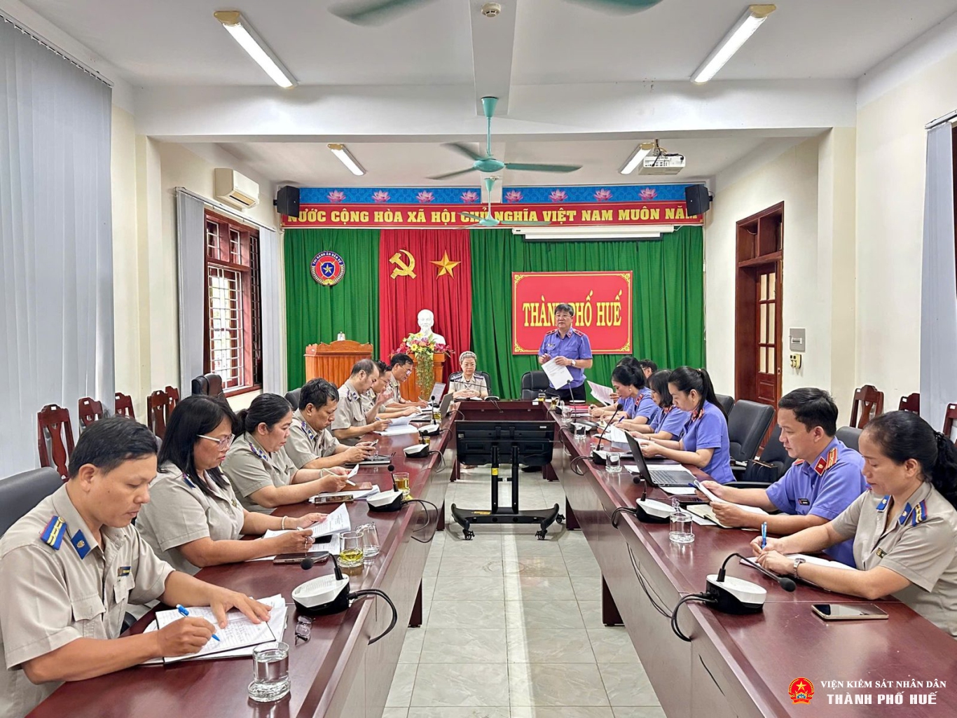 VKSND thành phố Huế thông qua Dự thảo Kết luận trực tiếp kiểm sát công tác thi hành án dân sự, thi hành án hành chính tại Thi hành án dân sự thành phố Huế