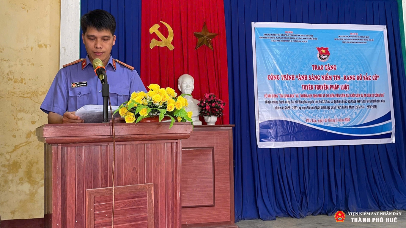 Báo cáo viên trình bày các nội dung cốt lõi của Nghị quyết số 205/2025/QH15 tại buổi tuyên truyền.