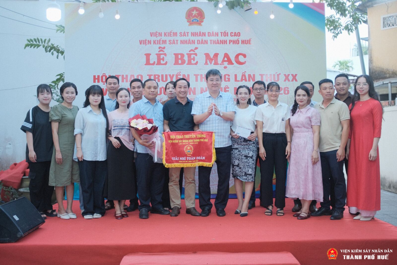 giai nhi toan doan